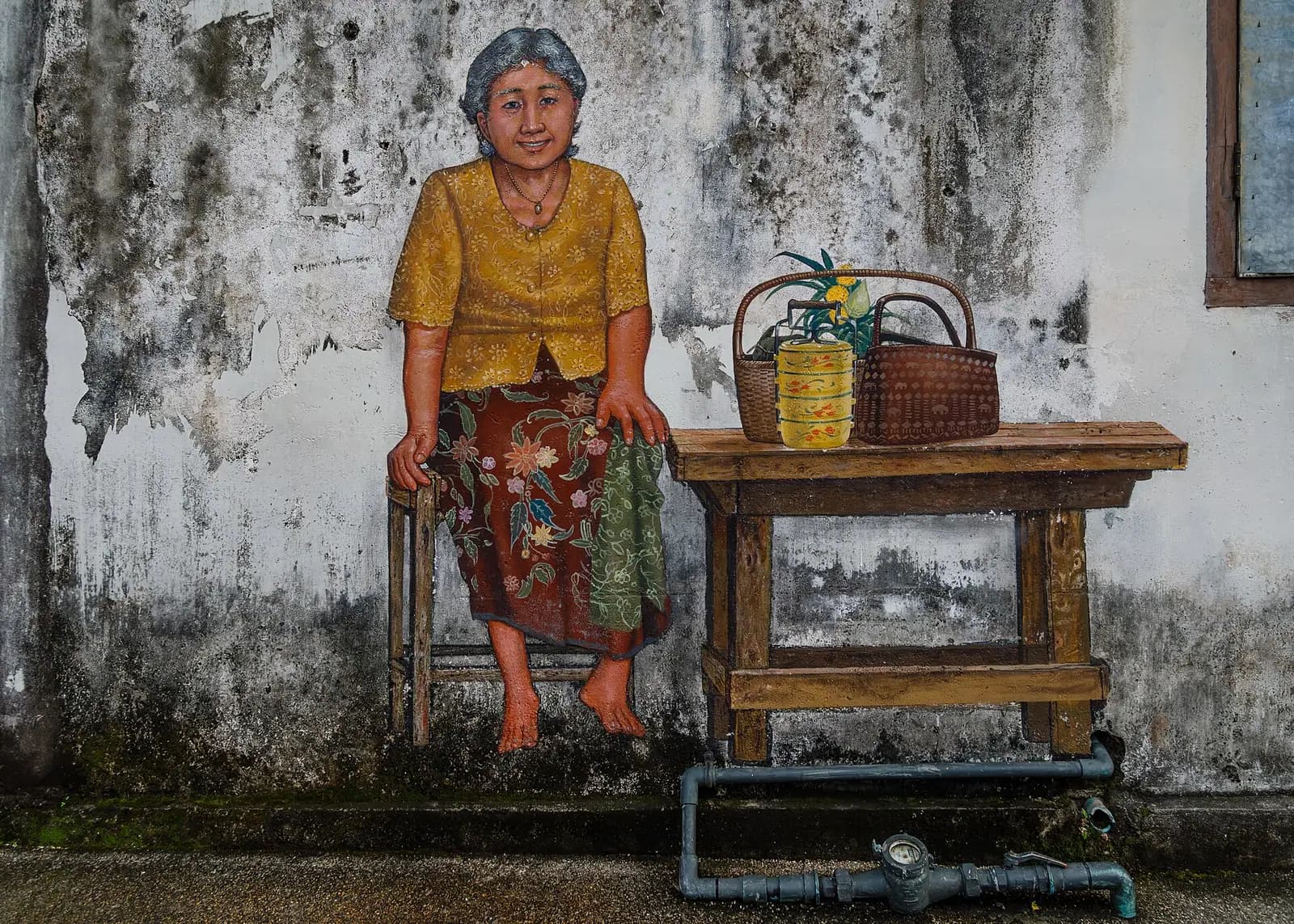 Phuket Town Thailand-Murals-in-Phang-Nga-Road-04