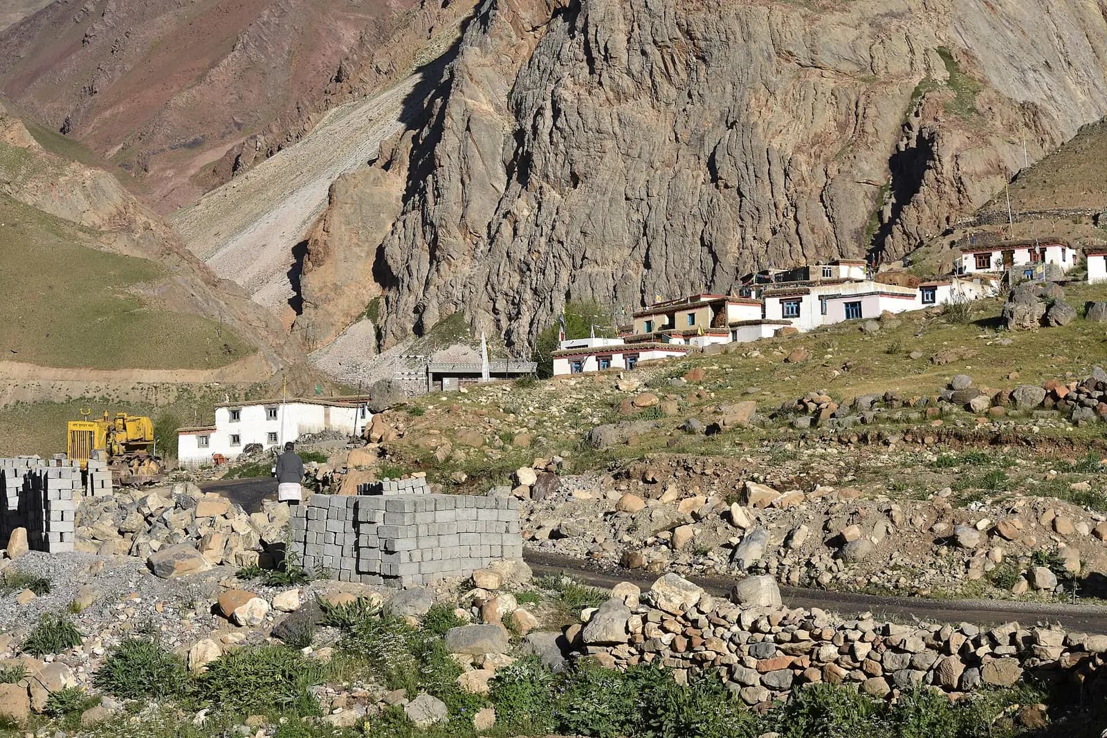 An open mountain road through Spiti, Himachal Pradesh — the kind of route a custom trip is built around