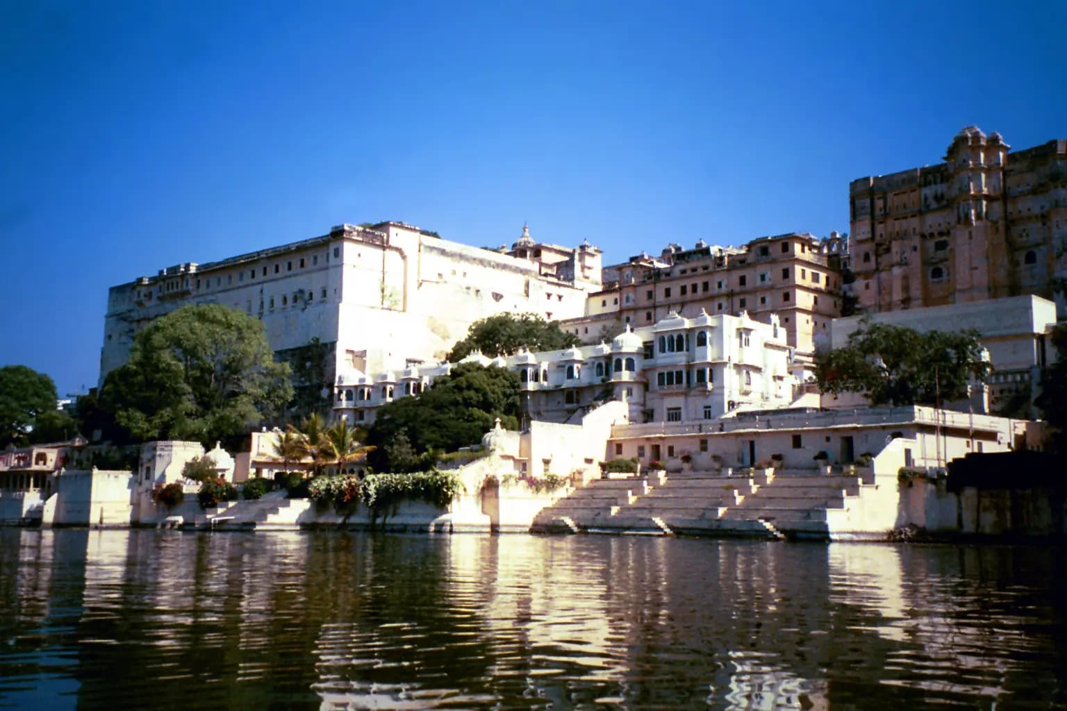 The lake city of Udaipur with the Aravalli hills behind it, Rajasthan
